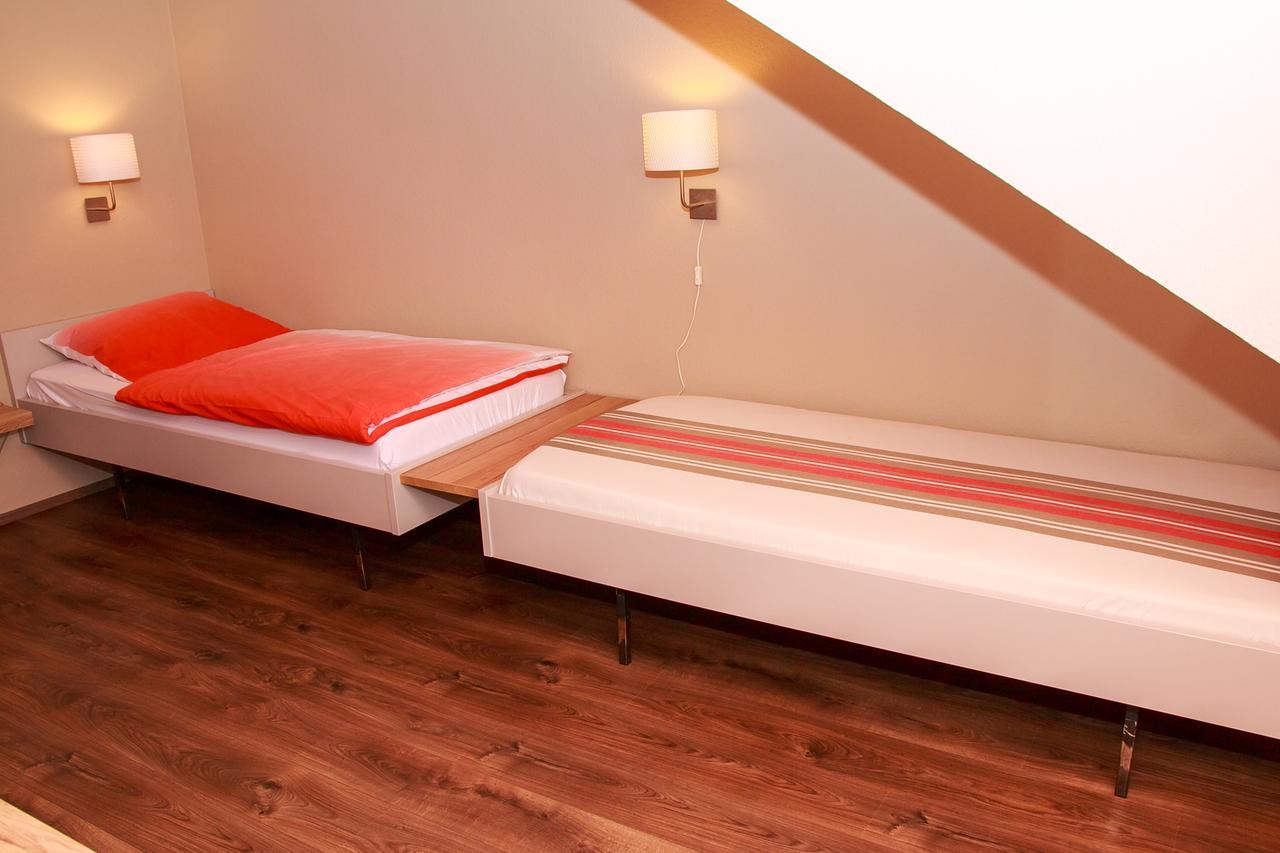 Zur Suhle 3*